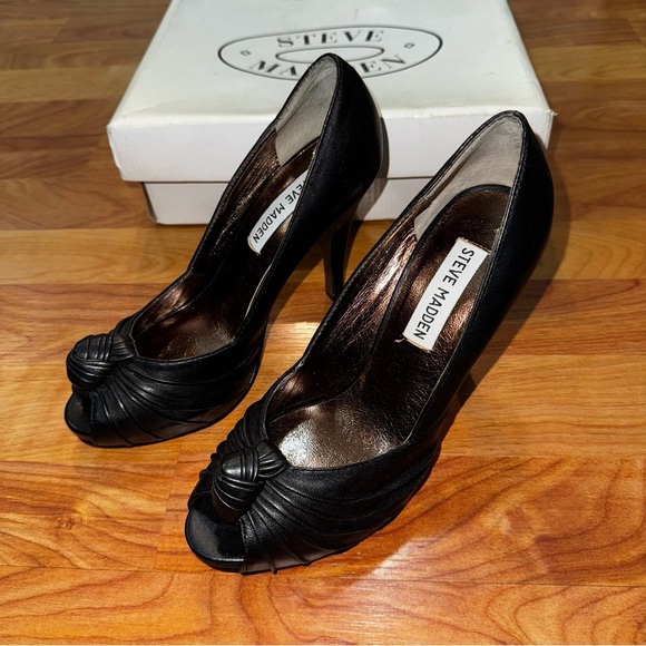 Steve Madden Peep Toe Pumps Black Business Style Leilana Leather Women’s 6 + Box - Picture 3 of 9